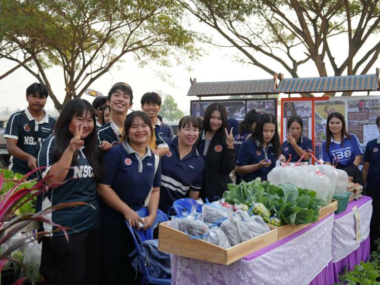 นักศึกษาของวิทยาลัยเกษตรและเทคโนโลยีนครสวรรค์ 