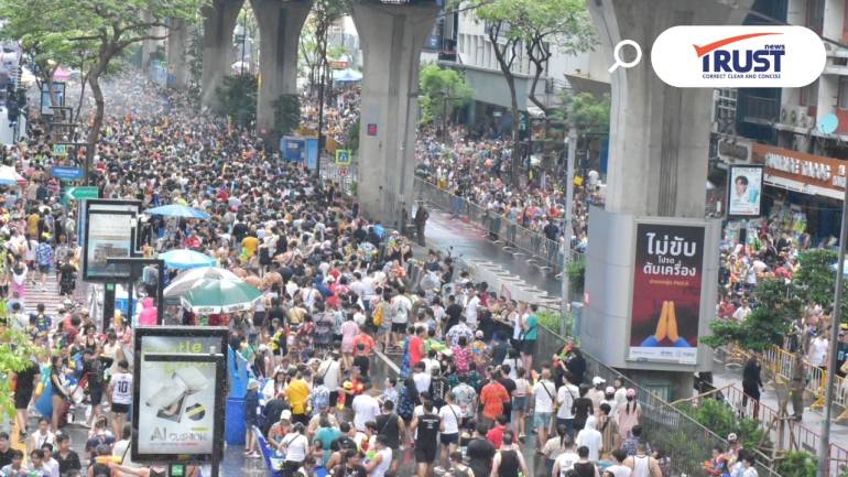 ปิดฉากสงกรานต์ถนนสีลม 2568 ผู้คนนับแสนแห่เล่นน้ำ เขตบางรักเคลียร์พื้นที่แล้ว