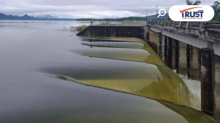 สุโขทัยเจอฝนหนัก น้ำล้นสปิลเวย์อ่างเก็บน้ำ ชป.4 สั่งเฝ้าระวังผลกระทบน้ำยม