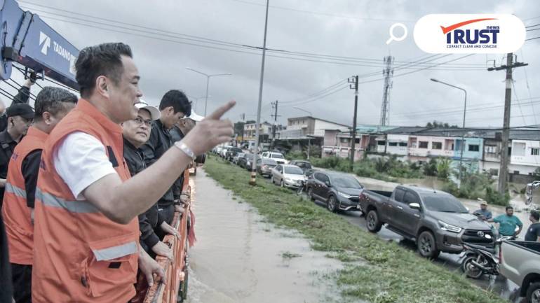 อนุทิน ลงใต้ตรวจน้ำท่วมหาดใหญ่ สั่งเร่งช่วยผู้ประสบภัย อพยพออกจุดเสี่ยงทันที
