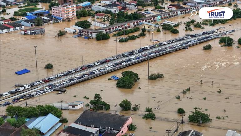 น้ำท่วมใต้68 คาดฉุด GDP ลด 0.1%