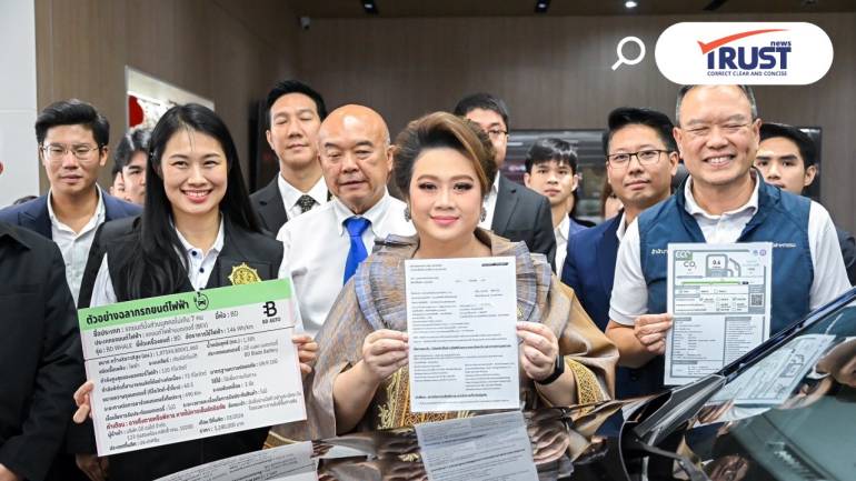 รมต.ศุภมาส ตรวจโชว์รูมรถ EV ย้ำต้องระบุมาตรฐานทดสอบระยะทางวิ่ง ฝ่าฝืนมีโทษหนัก